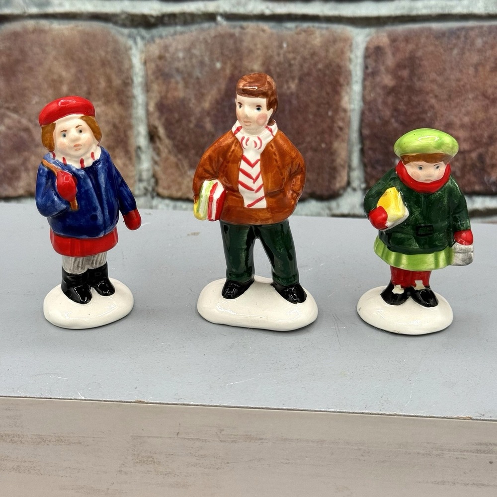 Department 56 Snow Village School Children Set Of 3 #5118-7 Vintage Christmas